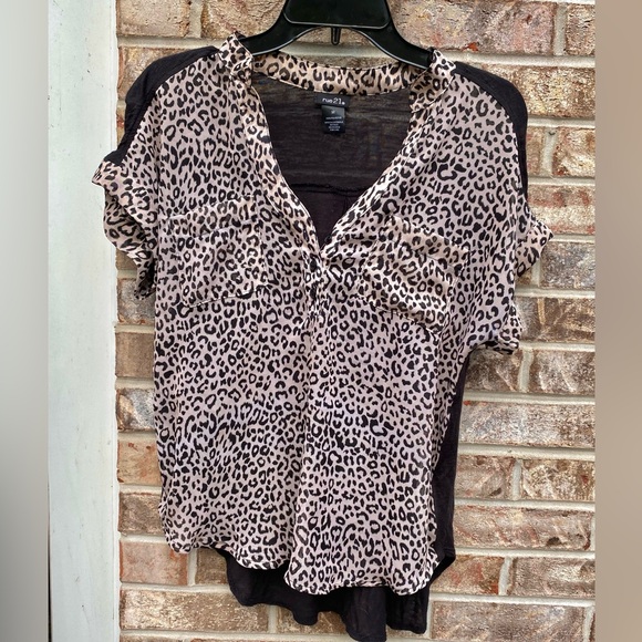 Cheetah Print Black & Beige Sheer Rue21 Short Sleeve T-shirt Blouse - Picture 1 of 7